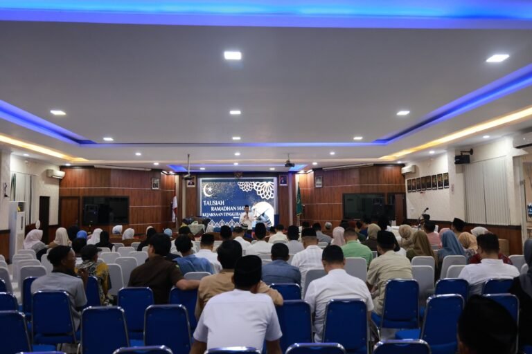 Semarak Ramadan, Kejati Banten Bersama IAD Gelar Berbagi di Bulan Suci Ramadan