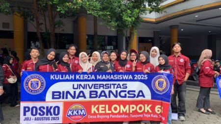 Siap Beradaptasi dan Berkontribusi, Ratusan Mahasiswa UNIBA Dilepas untuk KKM di Kabupaten Serang