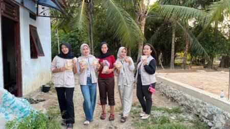 Tingkatkan Daya Saing UMKM Lokal, KKM UNIBA 93 Berdayakan Cemilan