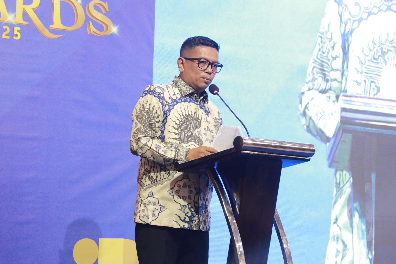 Gubernur Banten Andra Soni Puji Wali Kota Serang Usai Sukses Tata Ibu Kota Lewat CSR