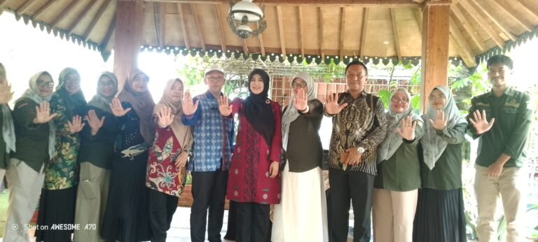 Ketua TP-PKK Kota Serang Arfina Rustandi Dorong Korban Kekerasan Berani Ungkap Pelaku