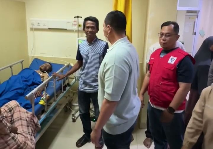 Wali Kota Serang Budi Rustandi Temui Korban Tersambar Petir, Siap Tanggung Biaya Perawatan