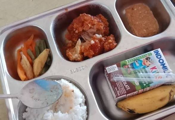 Makan Bergizi Gratis: Kebijakan yang Mengandung Potensi dan Realitas Pelaksanaan yang Perlu Dicermati