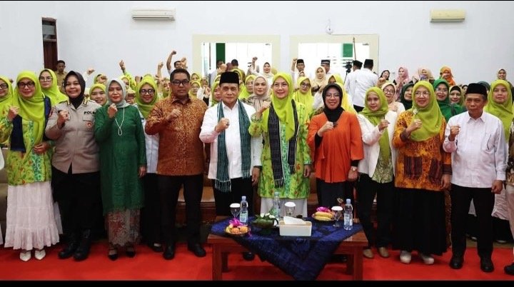 Pelantikan Fahmi Ummi Banten Jadi Momentum Kebangkitan Gerakan Muslimah