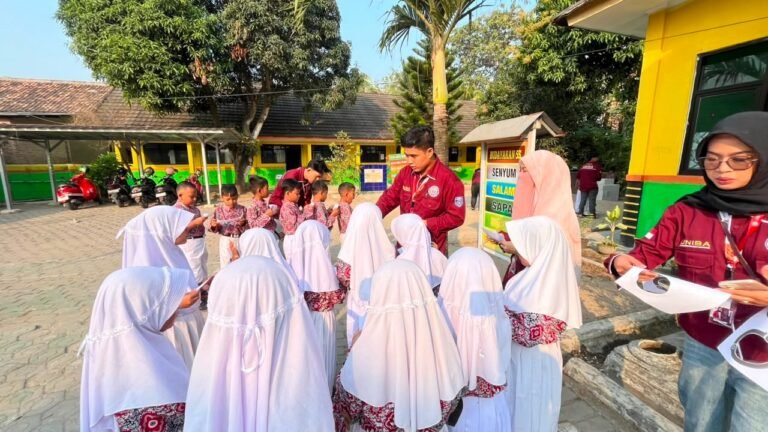 KKM 19 Tingkatkan Minat Belajar Siswa melalui Program Literasi dan Numerasi di SDN Cimiung 2