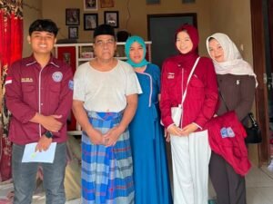 Jalin Kedekatan dengan Warga, Mahasiswa KKM UNIBA Kelompok 78 Sumurbandung Laksanakan Silaturahmi dan Kunjungan ke RW 02 Desa Sumurbandung