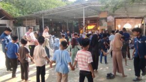PADIKSI Unisbank Gelar Bakti Sosial di Desa Pranten, Salurkan Sembako dan Edukasi Kesehatan