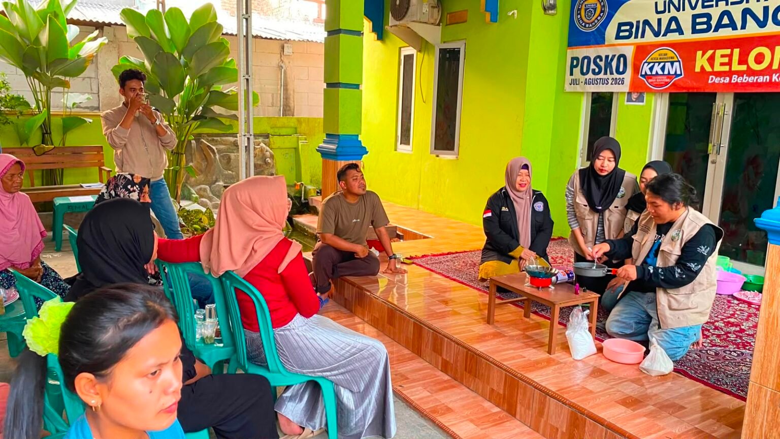 Olah Minyak Jelantah Jadi Lilin Aroma Terapi, KKM 19 Uniba Tanamkan Ekonomi Kreatif