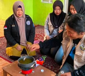 KKM 19 Desa Beberan Ubah Minyak Jelantah Jadi Lilin Aroma Terapi