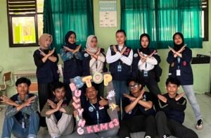 KKM Kelompok 63 Pulo Panjang 2 Gelar Sosialisasi Anti-Bullying di SDN Pulo Panjang 1