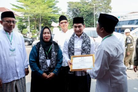Dimyati di Hari Santri Nasional: Perkuat Akhlak, Ilmu, dan Cinta Tanah Air