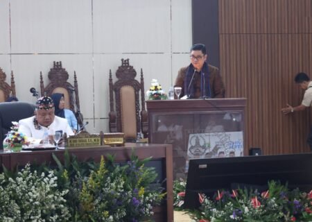 Kata Kemendagri Soal Pertumbuhan Ekonomi Banten