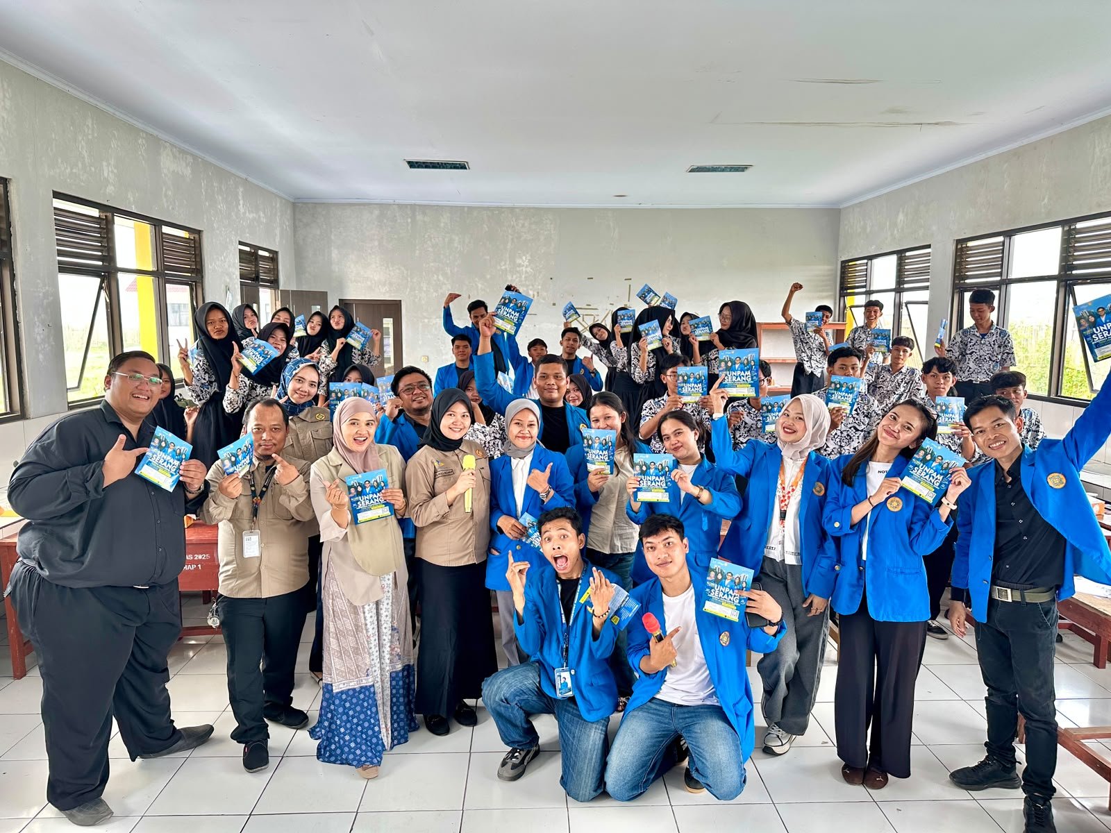 Cegah Pinjol dan Judol, Fakultas Hukum Unpam Edukasi Siswa SMAN 1 Kragilan