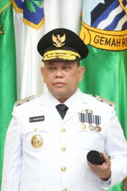 penjabat-pj-gubernur-banten-ucok-abdulrauf-damenta-mengatakan-dirinya-akan-membantu-mengawal-transisi-pemerintahan-provinsi-ke-1_169
